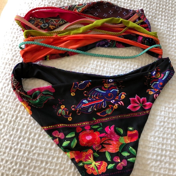 Thaikila swimsuit bottom colorful size small - Picture 3 of 7